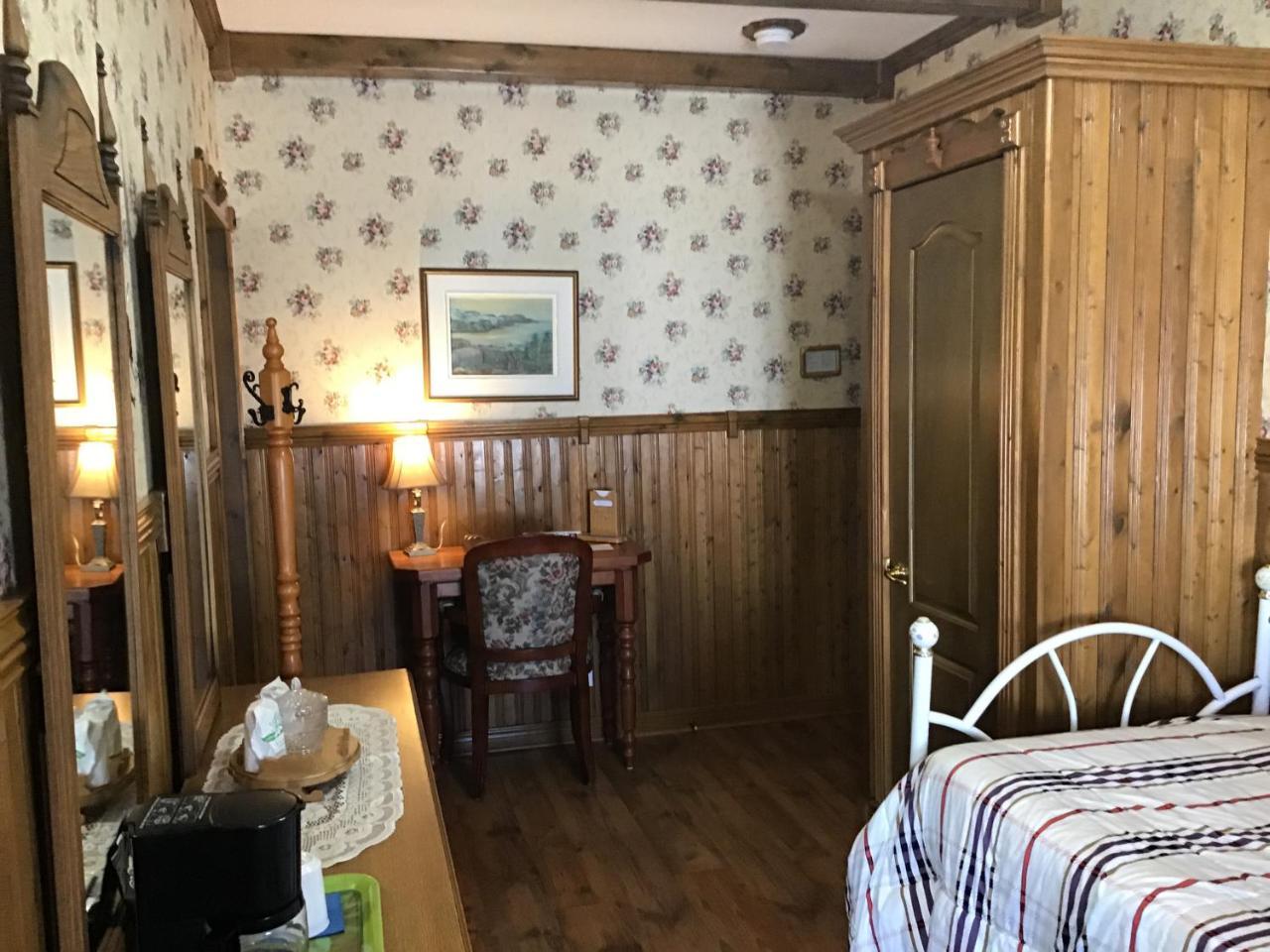 Auberge La Cote D'Or بيتيت ريفري ساينت فرانكويس المظهر الخارجي الصورة